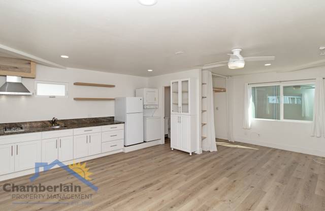 Studio in Oceanside! photos photos