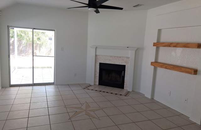2703 Blackburn Gallery 2