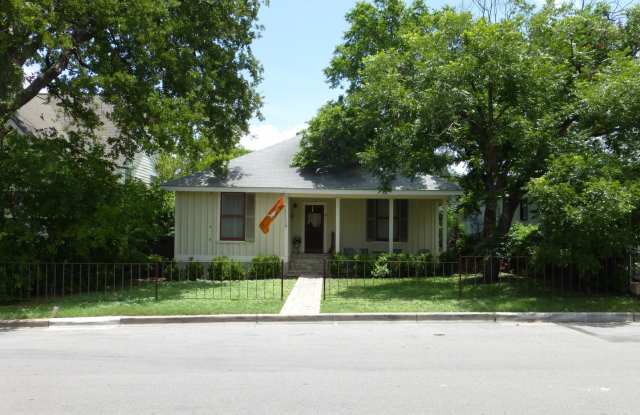 511 Hearn - 511 Hearn Street, Austin, TX 78703