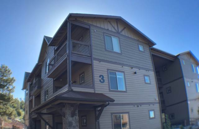 MOVE IN READY! Top-Floor Condo in the Heart of Flagstaff! photos photos