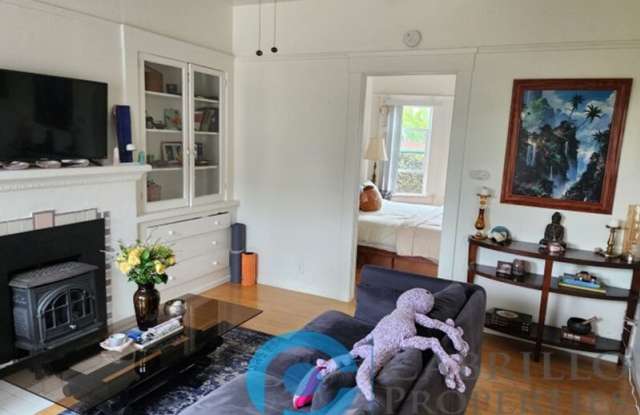 4316 1/2 Cleveland Ave photos photos