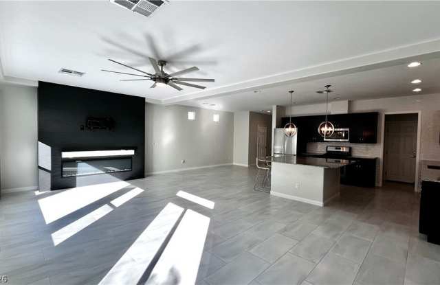 7071 Aspenwood Cellars Court Gallery 2