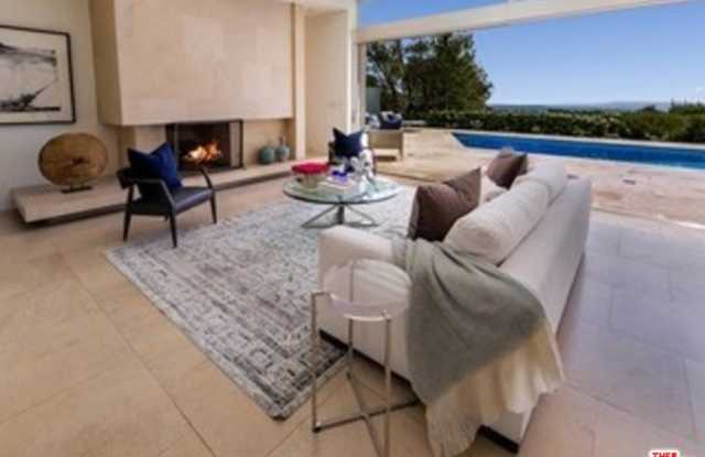 1471 CARLA Ridge Gallery 2