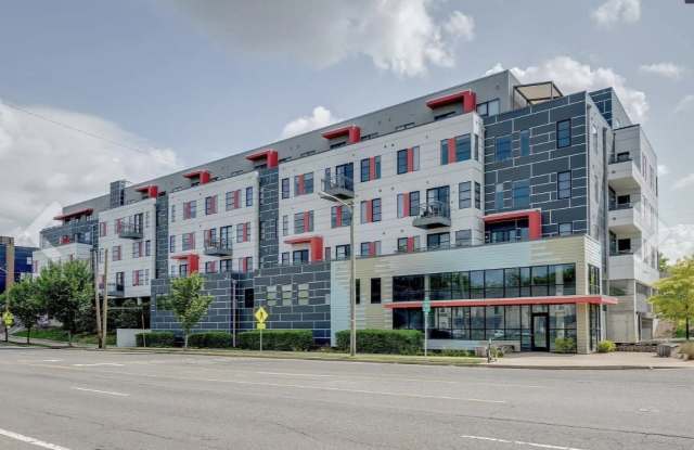 1900 12th Ave S, Unit 317 - 1 photos photos