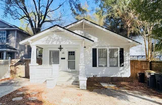 Super Cute  Renovated Home In Murray Hill photos photos