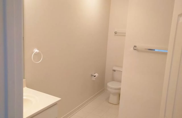 12608 Meghans Bay Ct Gallery 2
