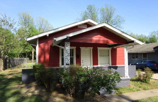 (2) Bed/(1) Bath + Study Avail NOW! Close to Core Norman and OU! photos photos (2) Bed/(1) Bath + Study Avail NOW! Close to Core Norman and OU! photos photos