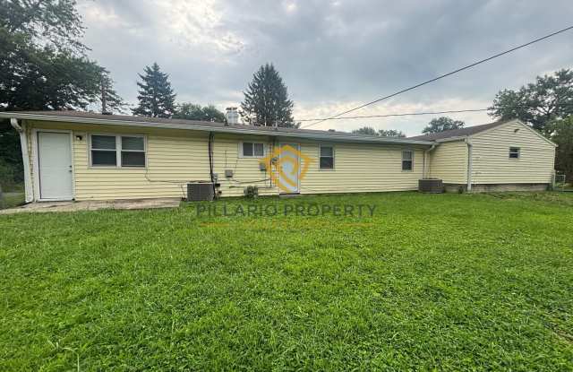 3 Bedroom Home Just Minutes from Fountain Square, Available NOW! photos photos