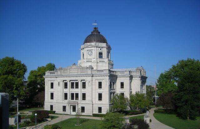 107-101 N College Avenue - 107 North College Avenue, Bloomington, IN 47404