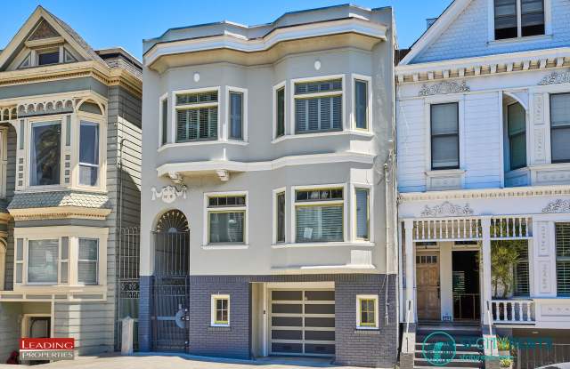 Noe Valley: Top Floor Condo w/ City Views, Garage Parking & W/D in unit photos photos Noe Valley: Top Floor Condo w/ City Views, Garage Parking & W/D in unit photos photos