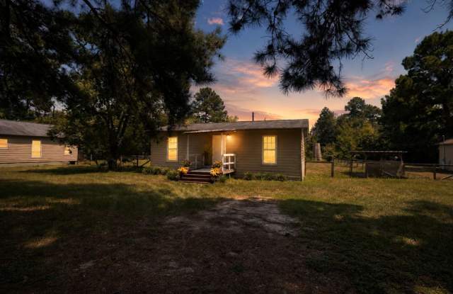 Charming 3BR House in quiet countryside of Montgomery photos photos