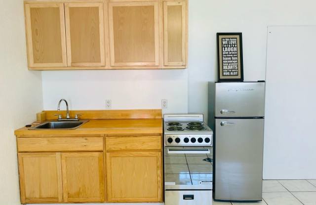 500 W Oakland Park Boulevard photos photos