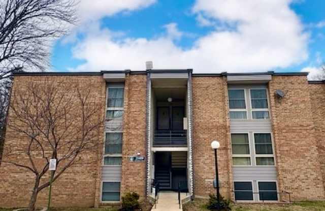 2109 Greenery Lane #302 photos photos