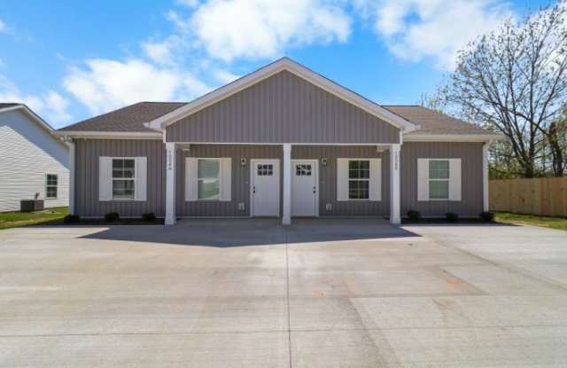 1004 Oak Street - A photos photos