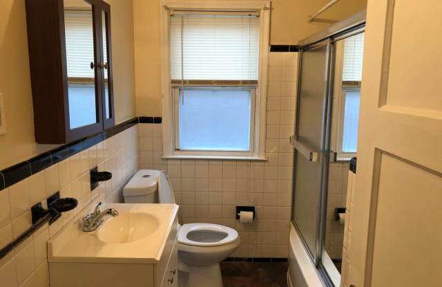 11683 Penrod St Gallery 4