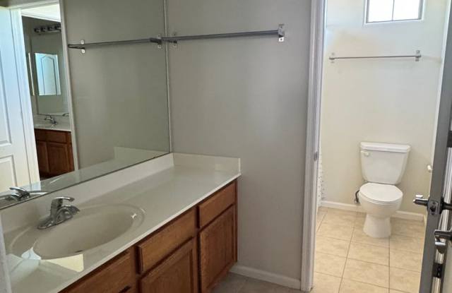 13518 W CYPRESS ST Gallery 4