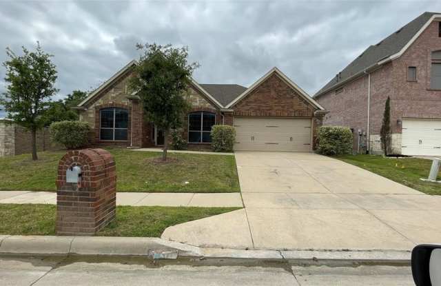 453 Bristol Street - 453 Bristol Street, Roanoke, TX 76262