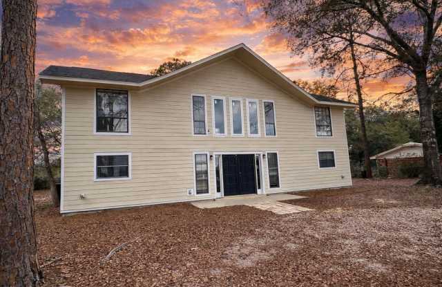 770 Lakeview Drive photos photos