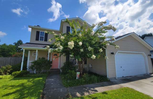 Gorgeous Home in Hubert! photos photos