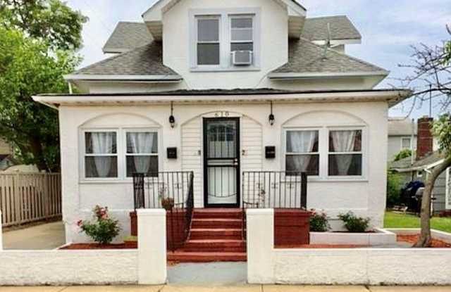 610 Laurelton Boulevard unit: 2 photos photos