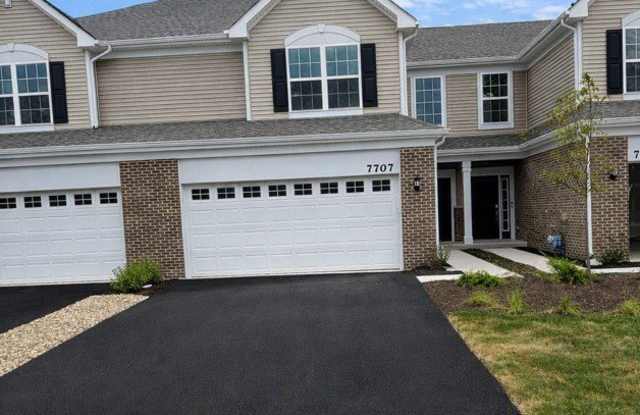 7707 Nightshade Lane Gallery 1