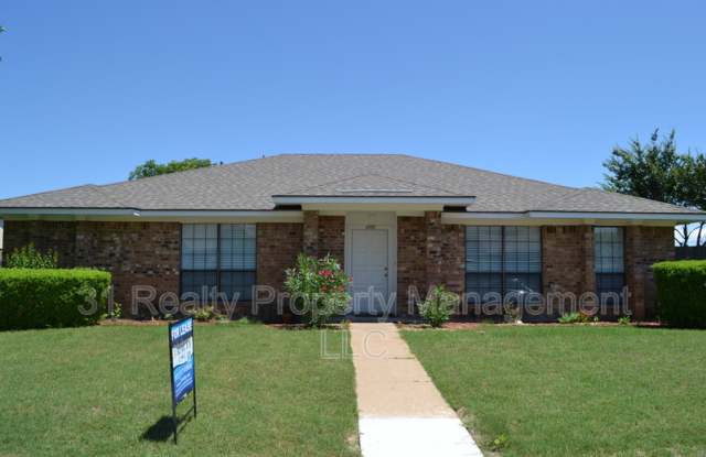 4000 Lonesome Trail - 4000 Lonesome Trail, Plano, TX 75023