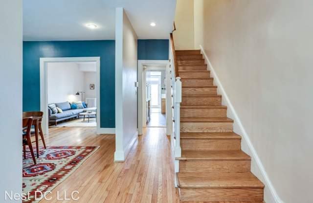2637 Woodley Pl NW Unit A Gallery 3