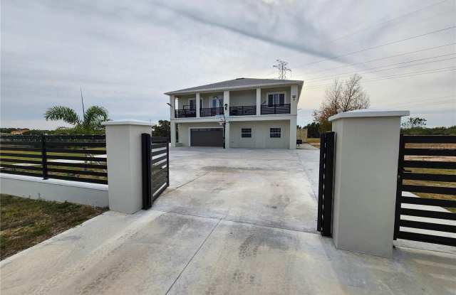 17102 HEARTWOOD LOOP photos photos