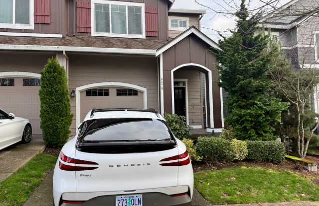 Awesome North Bethany TH w/ Air Con and private yard too. - 6878 Northwest 163rd Avenue, Bethany, OR 97229