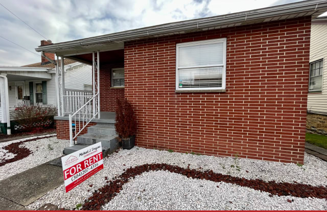 912 Gaston Avenue photos photos