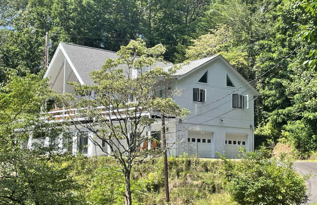 158 Blackberry Ln photos photos