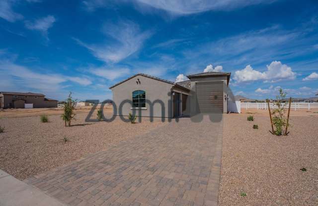 Coming Soon  Mid May 2026!- 4bdrm 3bath - 1 acre horse property photos photos