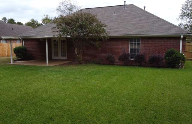 526 Laurelwood Dr Gallery 4
