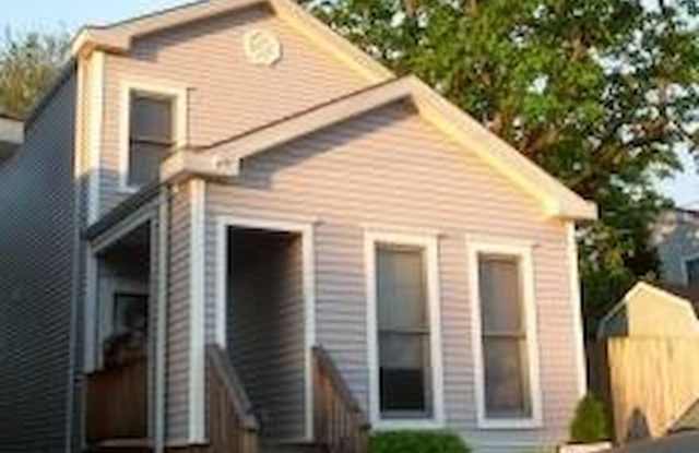1008 Marshall St photos photos