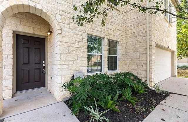 Room in 4 Bedroom Home in Leander Gallery 3