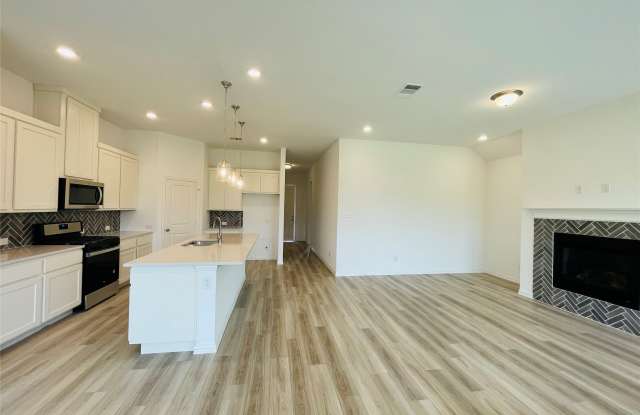 1836 Lockhart Drive Gallery 3