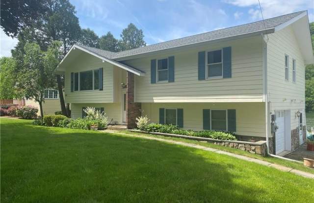 17 Pinewood Shores photos photos