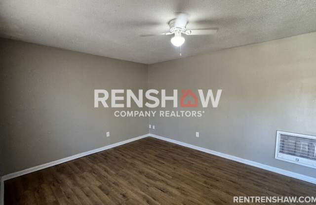 19 Navy Cir Gallery 2