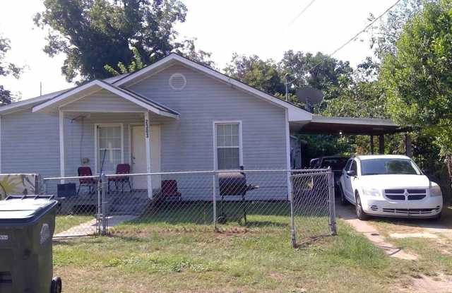 2303 W Brainerd St photos photos 2303 W Brainerd St photos photos