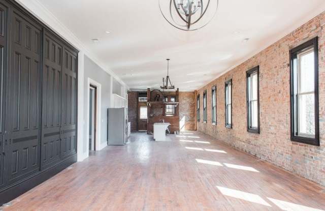 113 E Madison Avenue photos photos