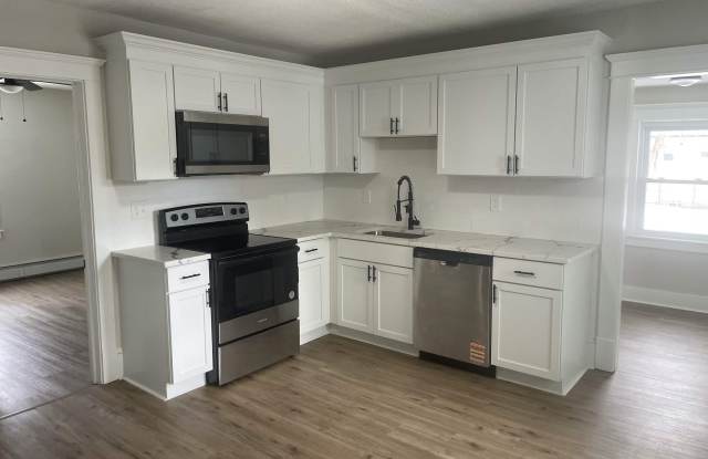 82 Windsor Street unit: 1 photos photos