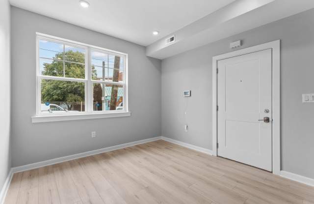 1682 N 54TH Street Gallery 4