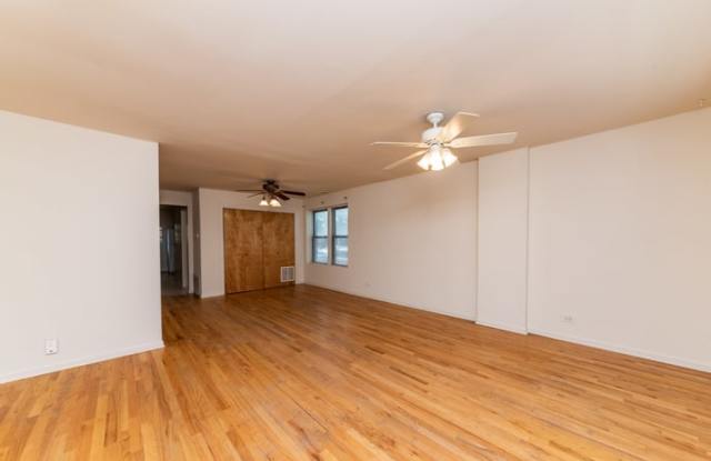 544 North Hermitage Avenue Gallery 2