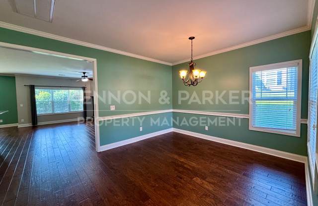 152 Woodstream Dr Gallery 3