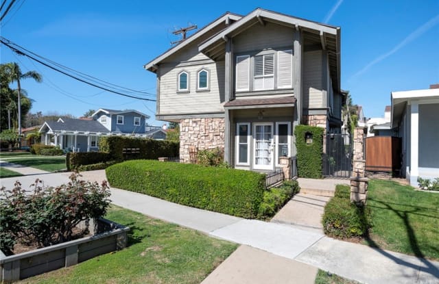 215 E Roosevelt Road - 215 East Roosevelt Road, Long Beach, CA 90807