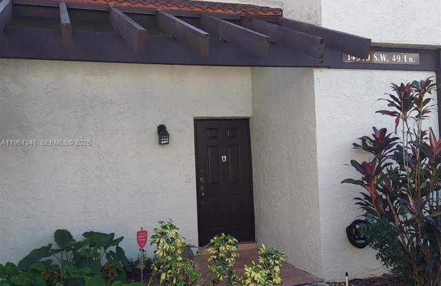 14940 SW 49th Ln photos photos