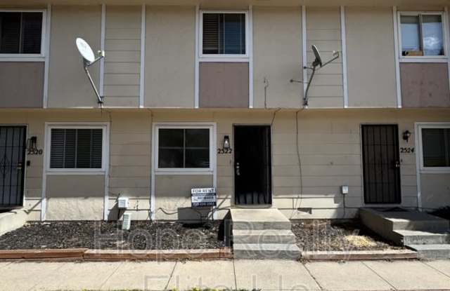 2522 Knob Hill Court - 1 photos photos