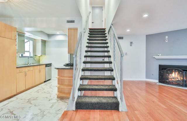 18411 Hatteras Street photos photos