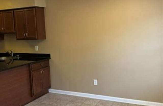 41735 BROQUET Drive Gallery 3
