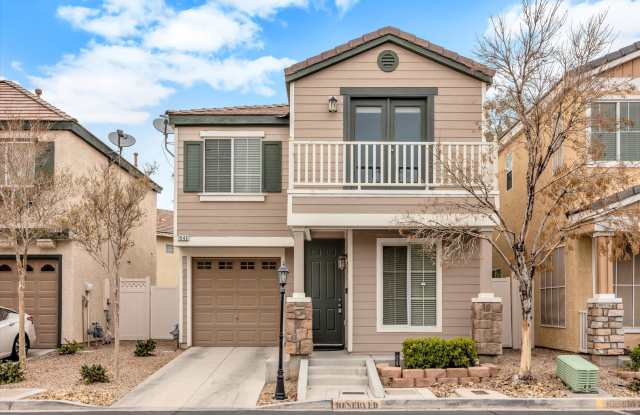 Great location 3 bedrooms 2 1/2 bath, community pool, St. Rose pkwy and Spencer photos photos